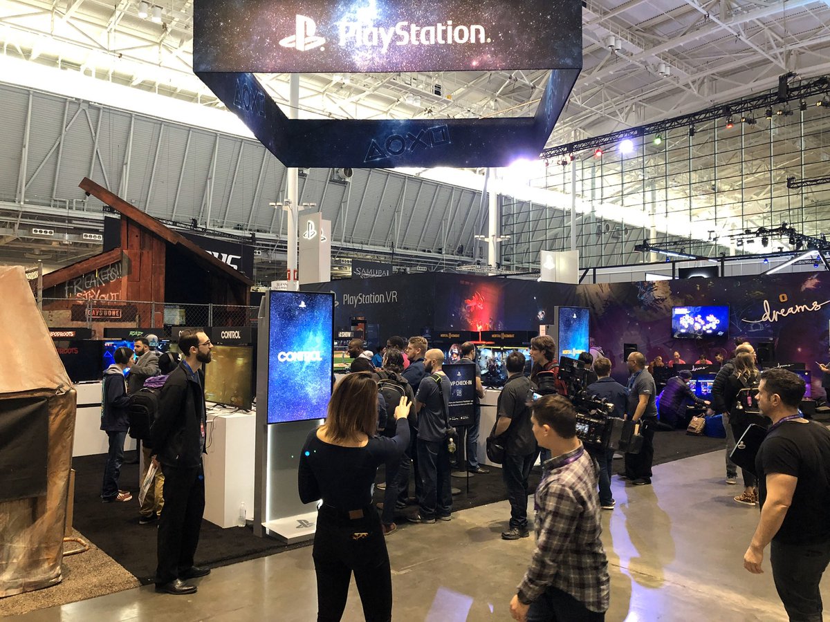 RiotRMD's tweet photo. The game was playable at the @PlayStation booth at #paxeast2019 which was a fun time for sure. @yosp #controlremedy #controlgoty https://t.co/Nry4rvcRFW