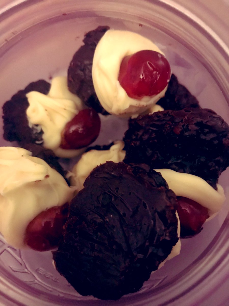 Cat Priddey tweet media