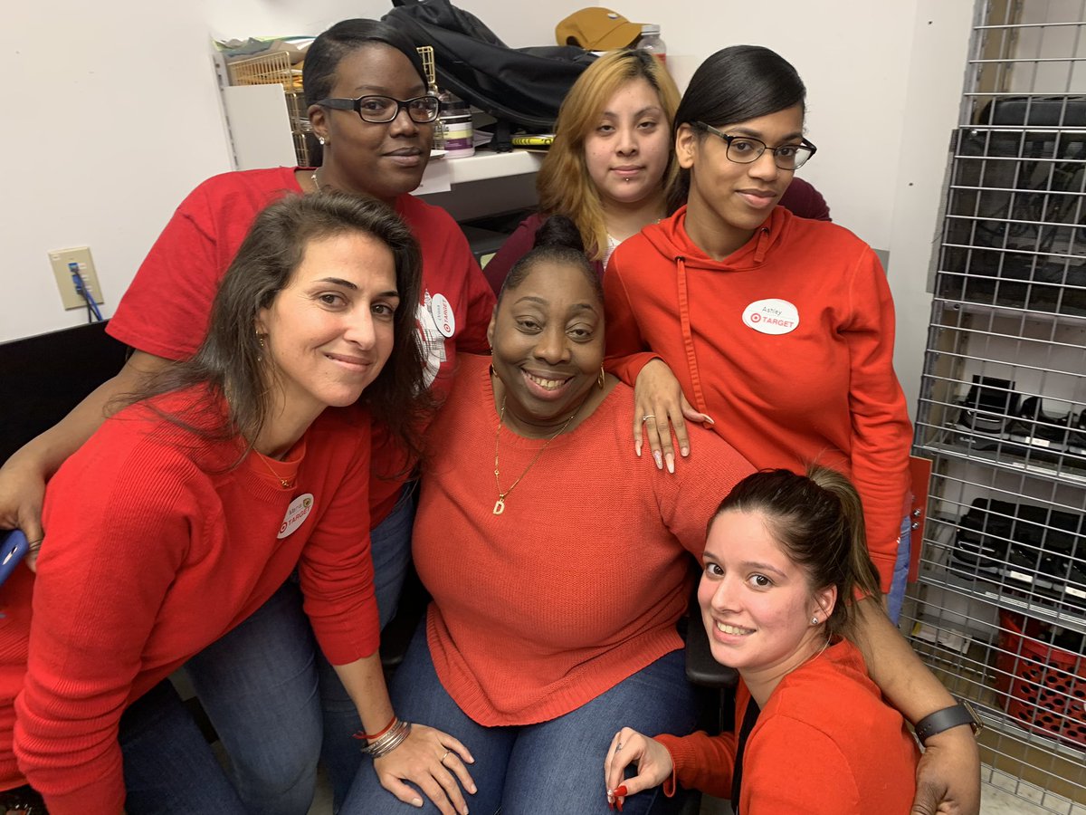 maruharraca's tweet photo. I am going to miss so much all this beautiful people. @Target #T3229 #targettribeca #worksomewhereyoulove🎯 https://t.co/68mRyjLkyx