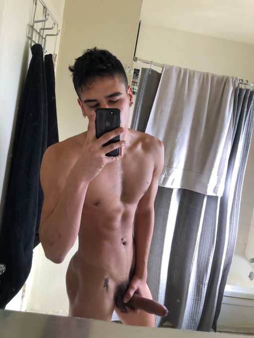Tried sending them to everyone but there&rsquo;s too many so enjoy haha https://t.co/akwkSjnwY5