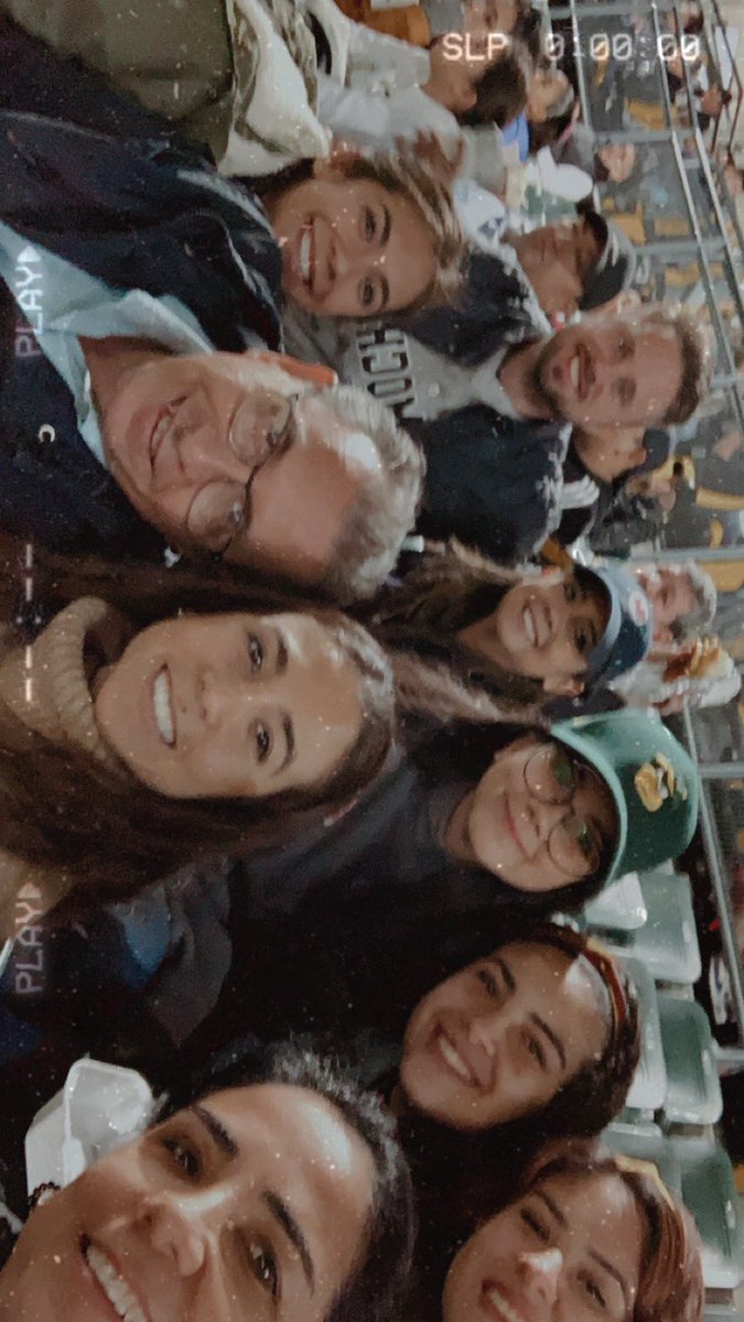 Melissapr2's tweet photo. #FUERZAVERDE @verdesxsiempre https://t.co/g7GolAx30m