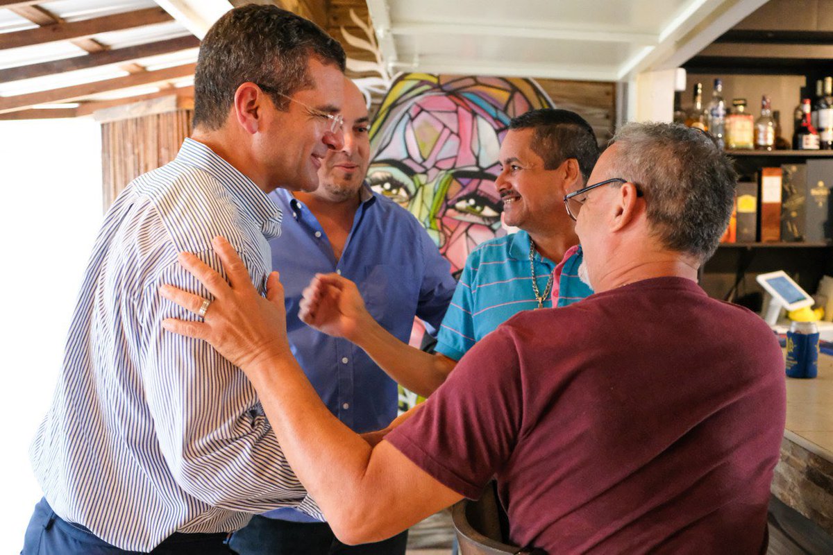 pedropierluisi's tweet photo. Hoy tuve el privilegio de decir #PResente en Morovis y acompañar a Olvin Santiago en su radicación a la alcaldía. ¡Morovis será PNP! #MorovisPresente #PRPresente https://t.co/dZPT1dHMlu