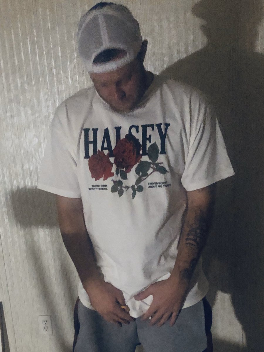 Stackman334boss's tweet image. I've grown familiar with villains that live in my head. They beg me to write them so I'll never die when I'm dead.
— #halsey #stackman334