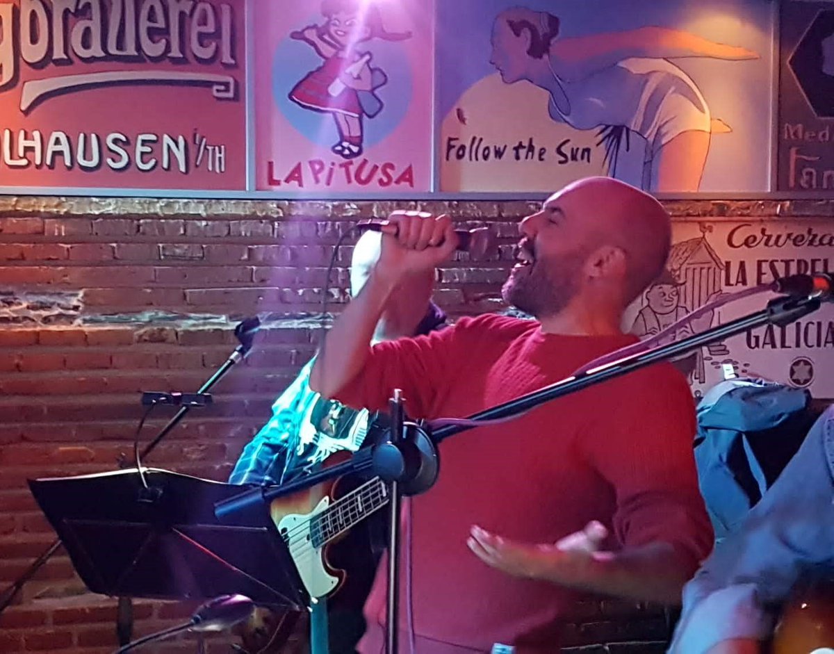 alberto_valbu's tweet photo. Aplacando el mono con #DistritoPop en #LaChicaDeAyerSalamanca https://t.co/7ncNVdPfcY