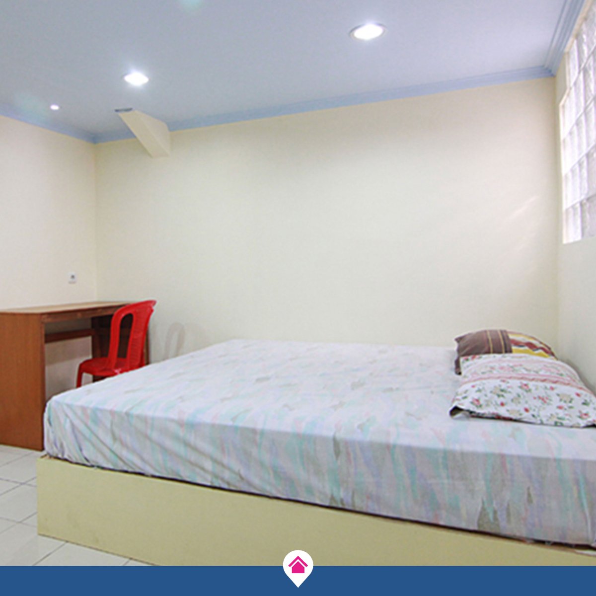 infokost's tweet photo. Kost strategis daerah Jakarta Pusat. Belakang ITC Roxy, kampus Trisakti. Fasilitas dapur tiap lantai, ada pembantu 3 orang. Sewa 1,1 juta bulanan, aman dekat keamanan. #KostJakpus #luguengekos #infokostID #kostanjakpus #kosttrisakti #roxymas LINK https://t.co/KCtjlB8XWf https://t.co/l8Nas0SQnX