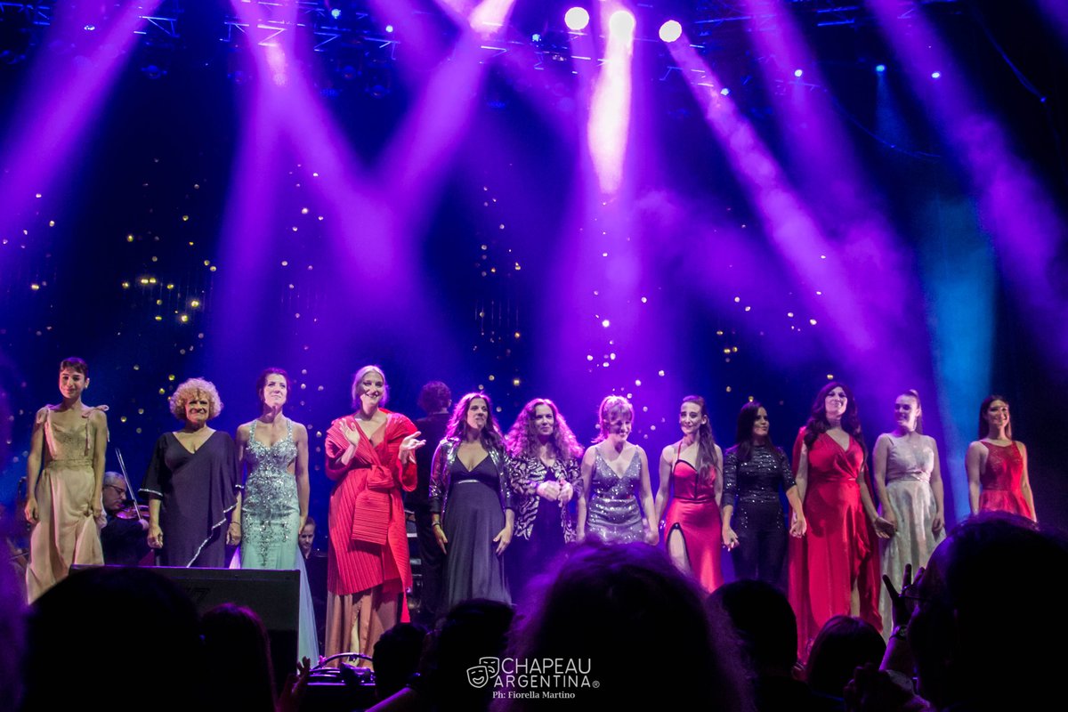 ChapeauOk's tweet photo. #Show @primerasdamas en #OperaOrbis Reseña @guixeb + PH #FiochyMartino para @ChapeauOk Gracias @leocifelli --> https://t.co/BOomckVgpJ RT @PabloGorlero @pashkus @TPagencia @Rimasprodu @angelmahlerok @damianmahler Parte 4 https://t.co/ypfgk5ktax