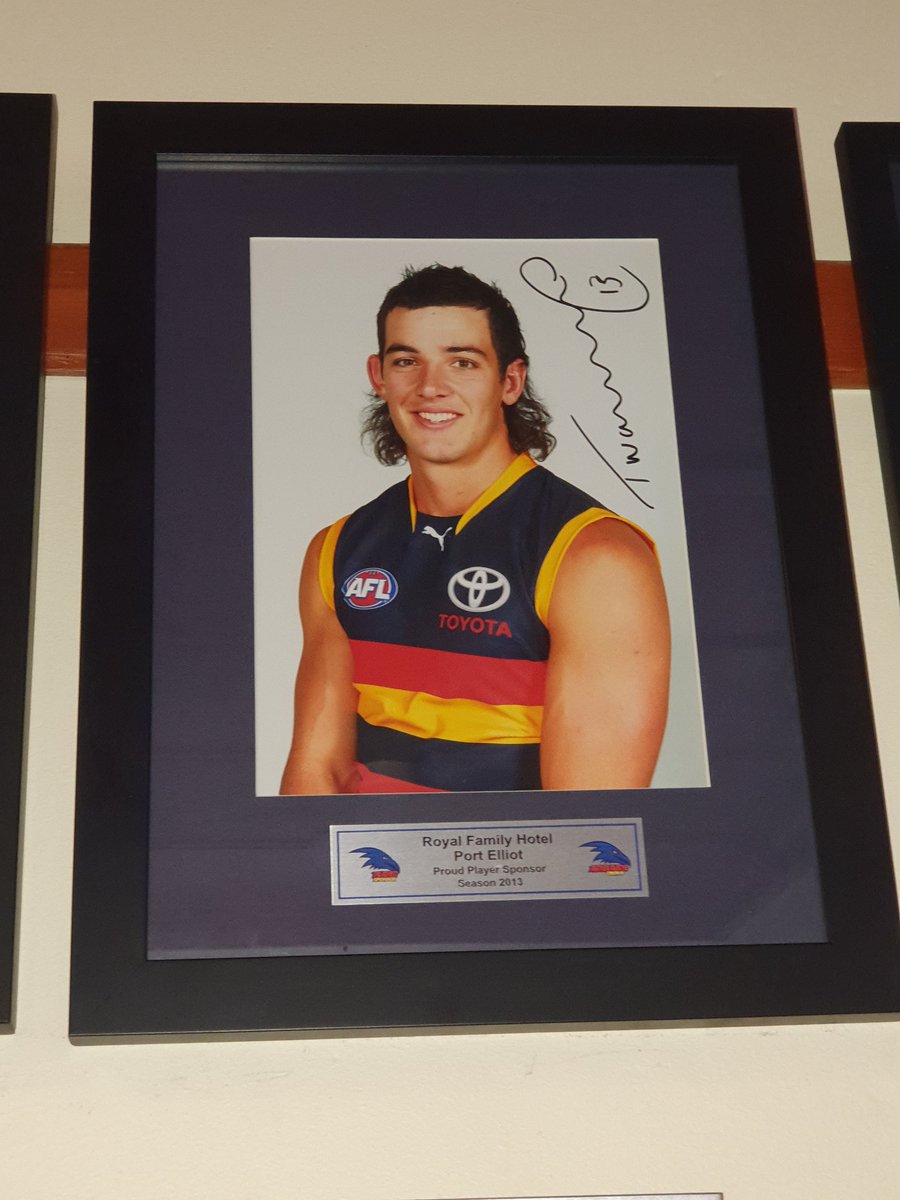 taylorrory2010's tweet image. @texwalker13
#sharpdarts
#ptelliotroyalhotel