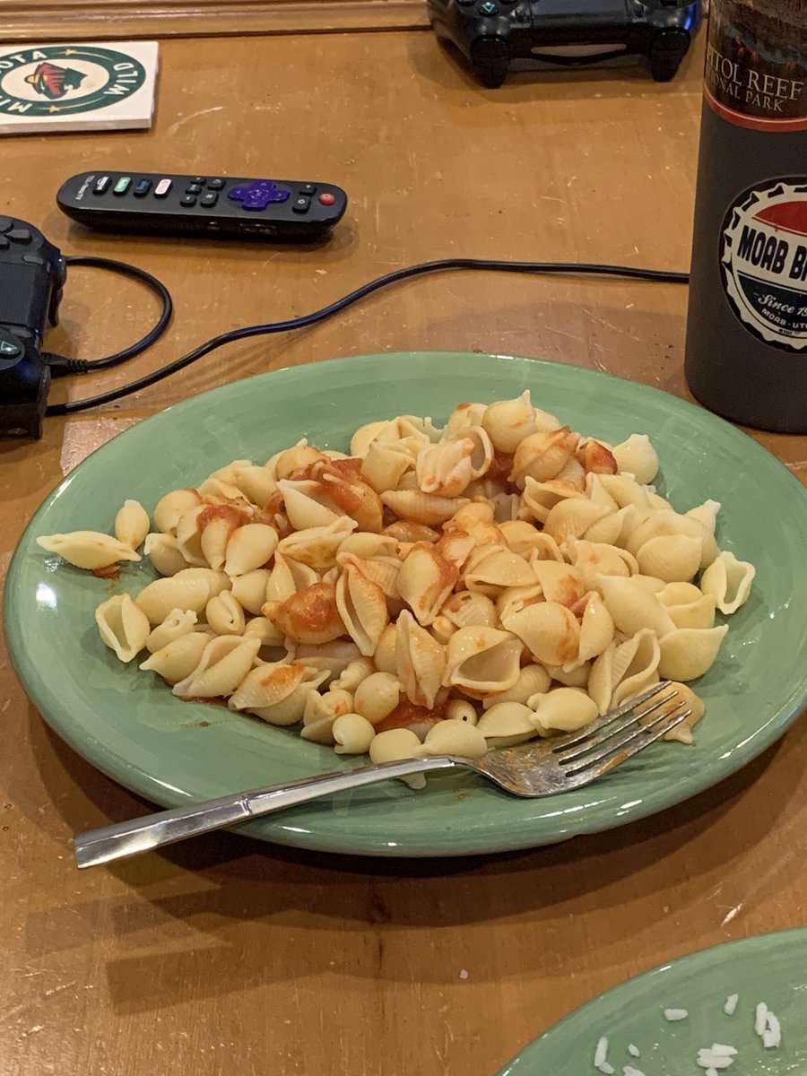astass28's tweet photo. Hey @GordonRamsay what do you think of @AJHill42 Friday night dinner tonight? https://t.co/TX6BemZ5vc
