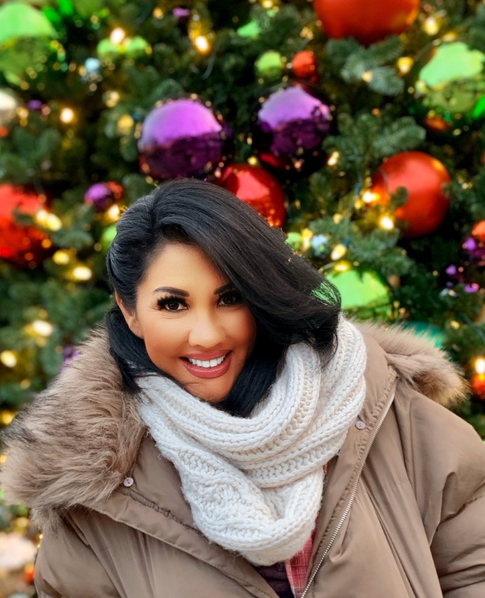 Mia St. John tweet media