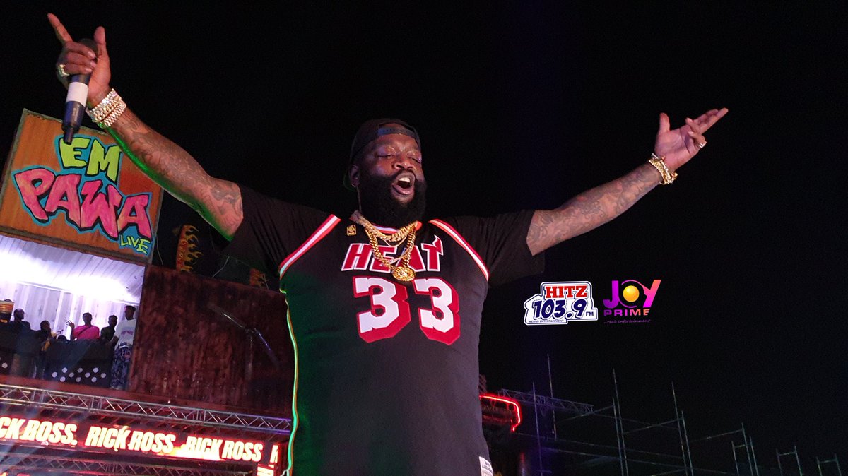 Hitz1039FM's tweet photo. RICKY ROZAY! @RickRoss #Dettyrave2019 https://t.co/9j4hfsHzuD