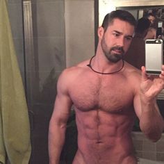 onlymenofficial's tweet photo. @GreatCanadians shoutout 🌹👑🌹 https://t.co/dgspqopISk