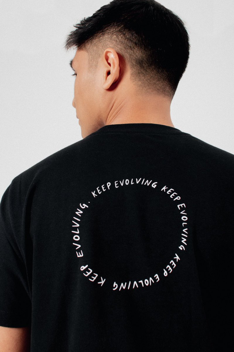 HUMAN Clothing tweet media