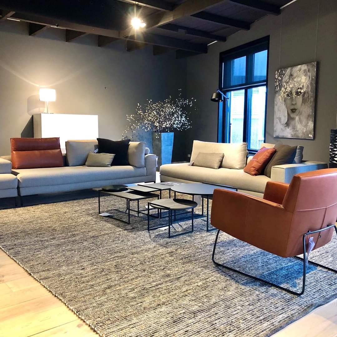 slijkhuisdesign's tweet photo. Wow wat een prachtig nieuw karpet!! We zijn er heel blij mee. Nieuwsgierig? We zijn vandaag open. #Winterswijk #slijkhuisinterieurdesign https://t.co/A0GzsYqzg9