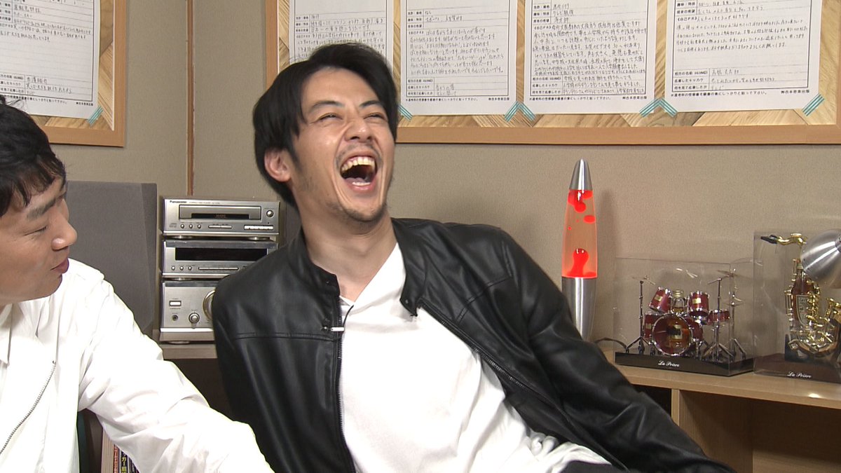 同期と繋がりたい Twitter પર 西野 全員仕事してへんw そうそうマス釣りした後も みんなで絶品のマス料理いただいたんですが ここでもみんな黙々と食べてました 誰も喋ってないのがわかる写真 これぞ同期旅 同期と繋がりたい Nonstyle ダイアン キング