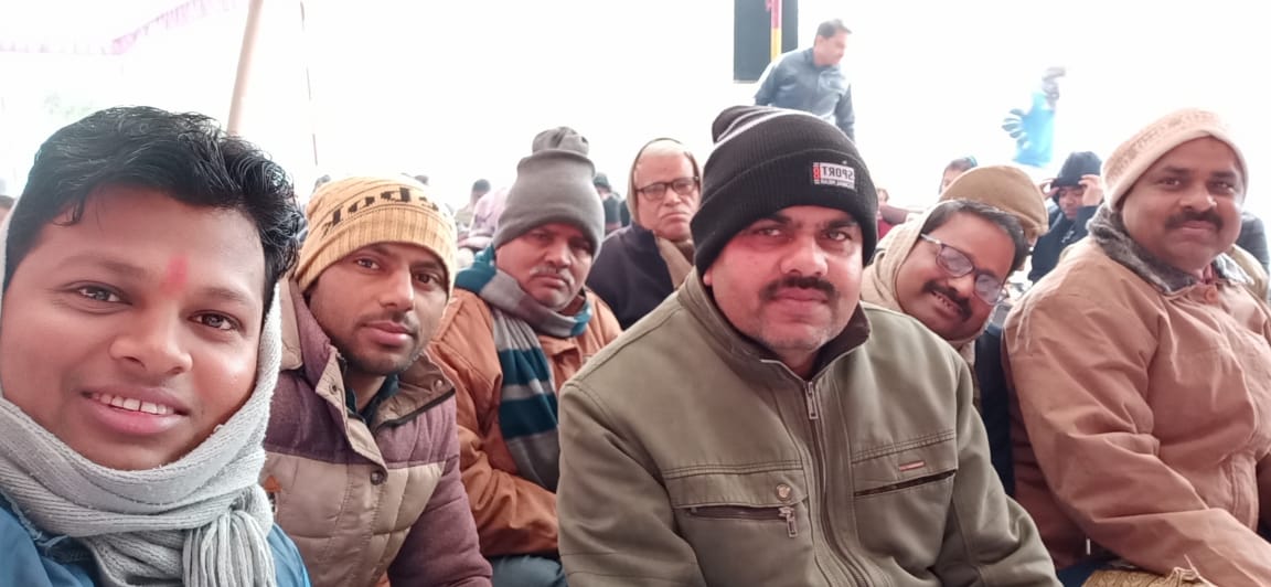 bTrOSeEcQG7GtYD's tweet photo. #uplekhpalstrike 
@News18UP
 @bstvlive
 @myogiadityanath
 @SureshKKhanna
 @ANINewsUP
 @kpmaurya1
@CMOfficeUP
@myogiadityanath
@PMOIndia
@narendramodi
@AmitShah
@abpnewstv
@ravishndtv
@aajtak https://t.co/PpqcvNdR7j