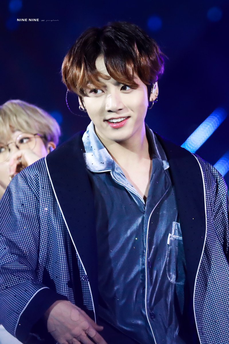 𝗡𝗶𝗻𝗲 나인 tweet media