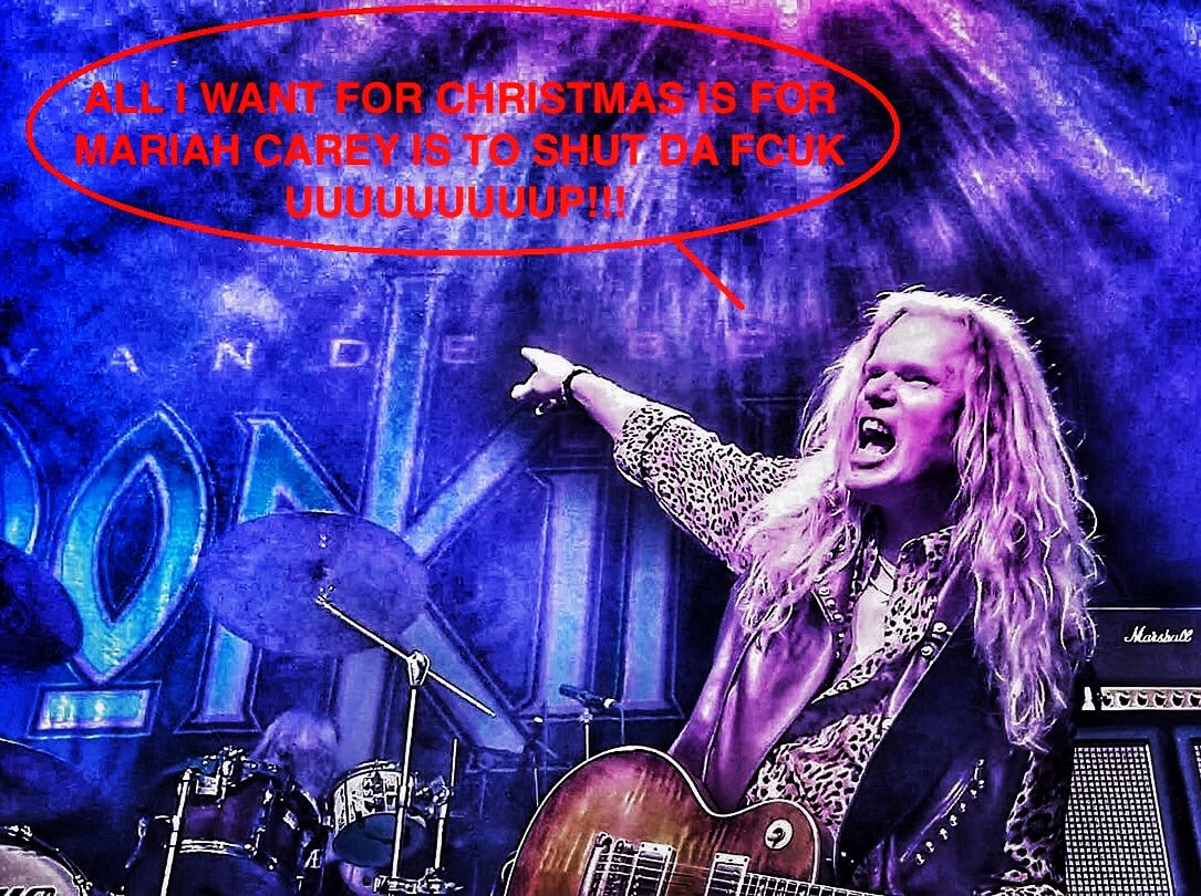 Adriandenberg's tweet photo. Yes please, we’re only human and do have our limits as such. Anyway, apart from that: have a great weekend guys! I’m sure planning on grabbing one and make it my biatch😎💥 🎅 https://t.co/aSYmWjud7S