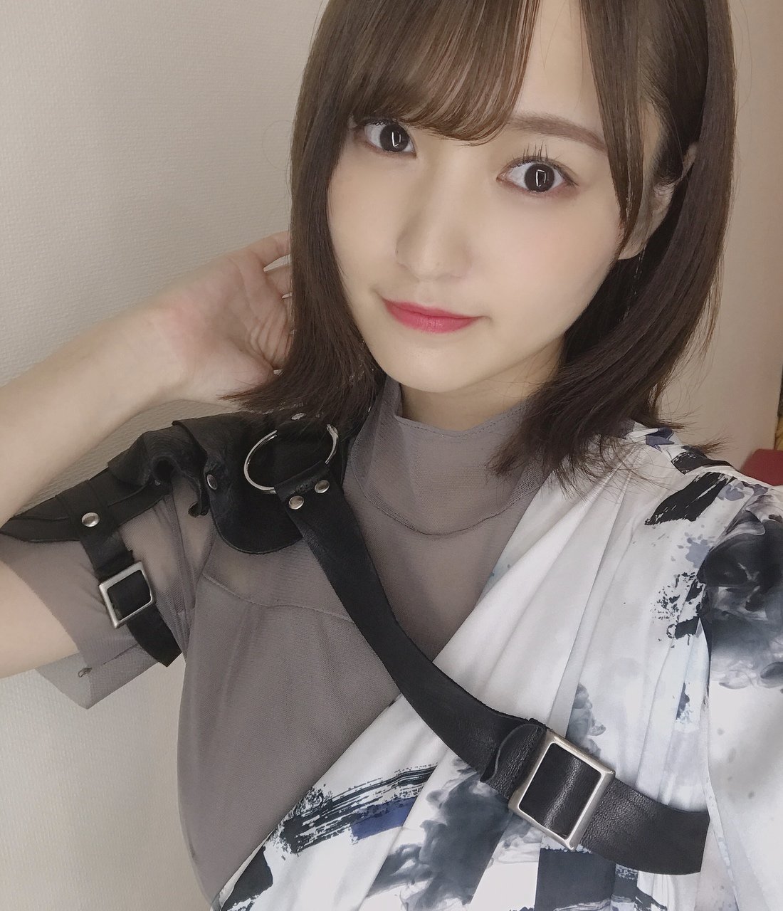 平手友梨奈 生写真 Amazon.co.jp: 平手友梨奈 生写真 世界には愛しかない 封入