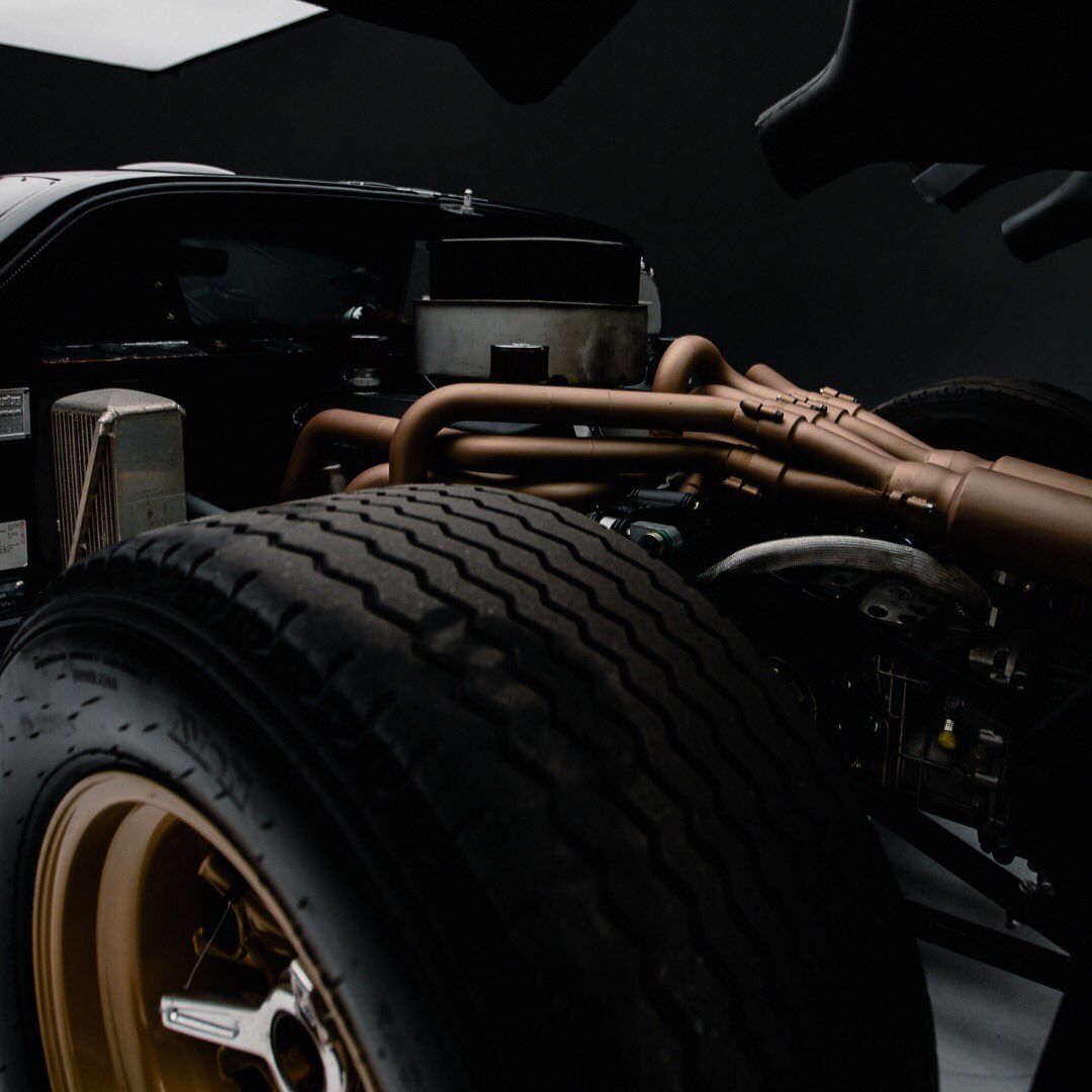 OriginalGrainJP's tweet photo. ORIGINAL GRAIN / The GRAINMASTER Collectionは最も伝説的なレーシングカーのひとつ「GT40」からインスパイアされたハンドクラフトハイパフォーマンスタイムピースです。
・
・
#originalgrain #オリジナルグレイン #時計 #腕時計 #GT40 #grainmaster #fordgt40 #フォードgt40 https://t.co/m5iqsqRtTN