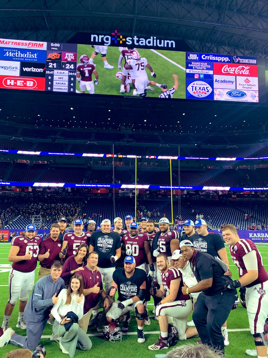 Great Team Victory!  <a href="/TexasBowl/">Kinder's Texas Bowl</a> #MaroonGoons #GigEm 👍‼️