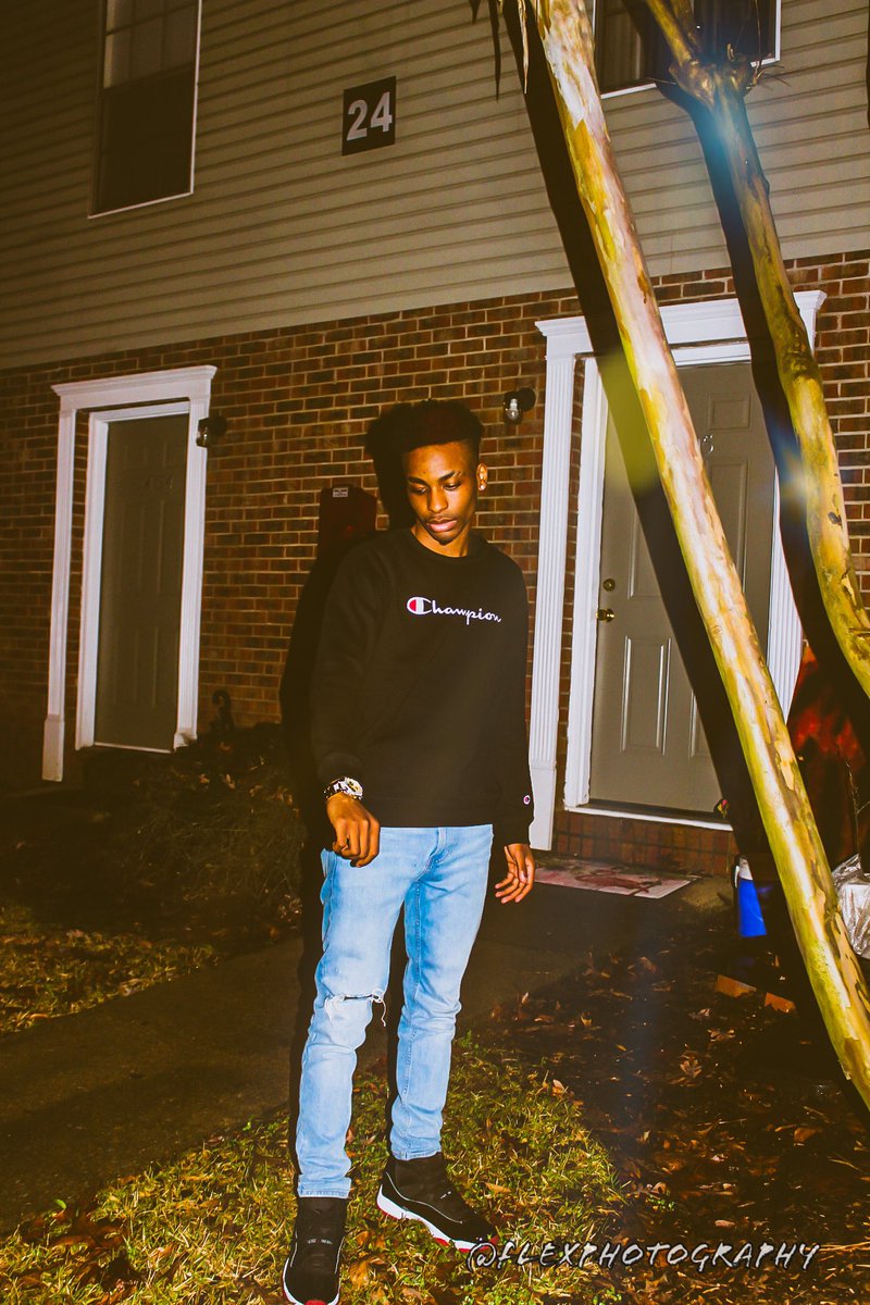 _skateoworld's tweet photo. Meet 24SkateÒ , You’re now entering SkateÒLand , located in SkateÒWorld . 🏧💕🧊 #ShotByFlex 🎥 @flexvisualz https://t.co/pCIjSExbUr