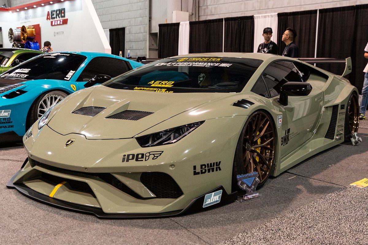 mollymagazine's tweet photo. #LibertyWalk Silhouette GT Works #widebody #Lamborghini #Huracan Performante wrapped in #Inozetek by #ImpressiveWrap with #iPEexhaust, rolling on #AnrkyWheels and an #AirLiftPerformance suspension from the #AerosunZ booth at #SEMA #sema2019 #lamborghinihuracan #huracanperformante https://t.co/mnbxMDpI0K