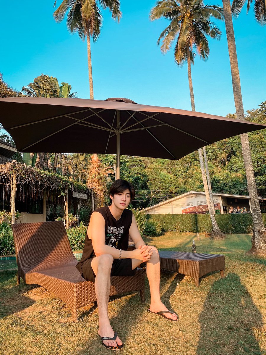 bluepongtiwat_'s tweet photo. Beach boy🏝 https://t.co/0lMscRr9NN
