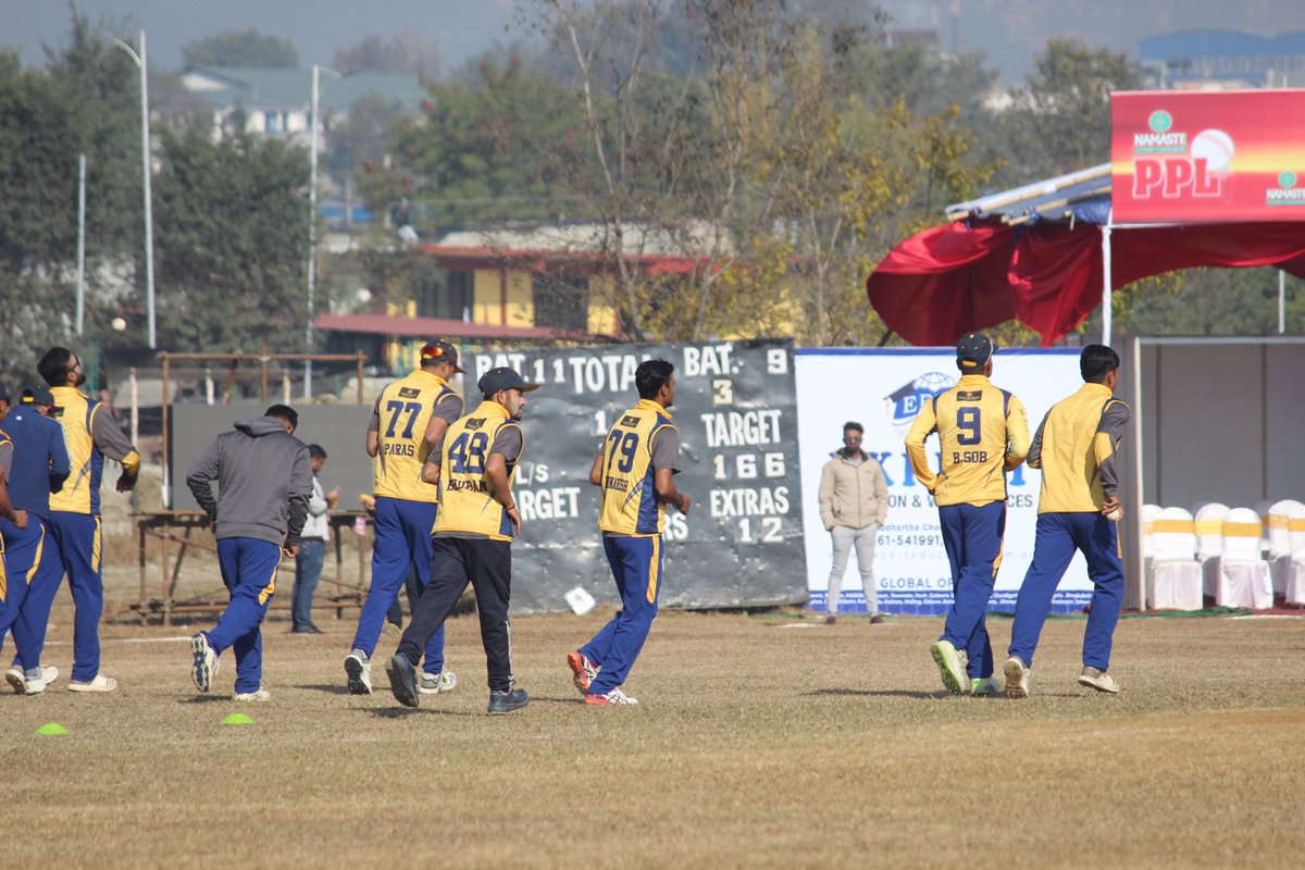 BootballerO's tweet photo. Chitwan Rhinos warming up before the big final clash.
Biratnagar Titans is yet to arrive.
#PPLFinal https://t.co/A5jcuUTwXG
