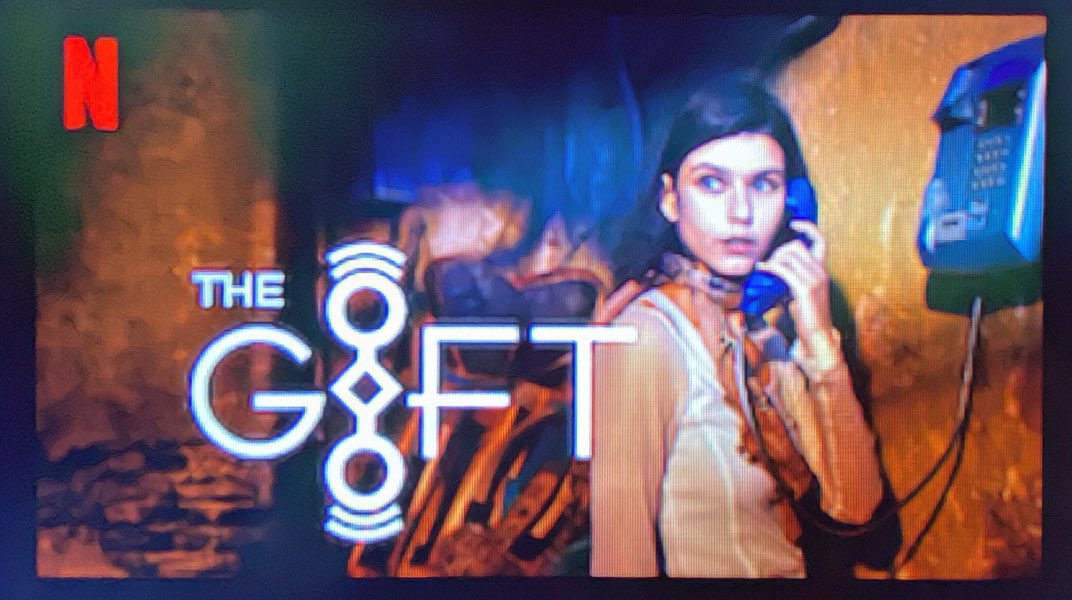 BEREN_SAAT_PERU's tweet photo. @jxiksh @berensaat @iamMehmetGunsur Un lujo #ATIYE 🎨
#TheGift #BerenSaat
#Beren2019
Portadas de Netflix
✨😘✨ https://t.co/kuIHehxpwk