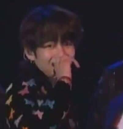 comenta 'singularity' si sabes q ese día se comieron la boca y no son los ángulos