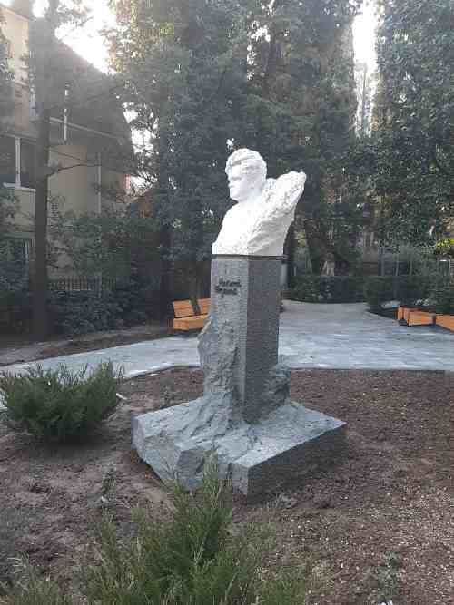 Андрей tweet media