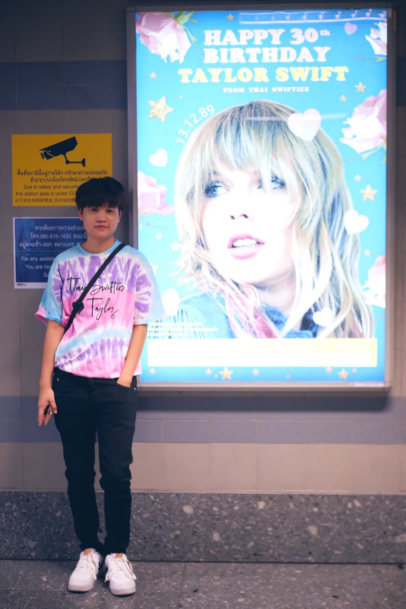 Perfunnpns's tweet image. My Christmas Celebration!! #thaiswifties
#ChristmasTreeFarm  #HBDTaylorSwiftProjectTH #hbdtaylor #CatsMovie #cats