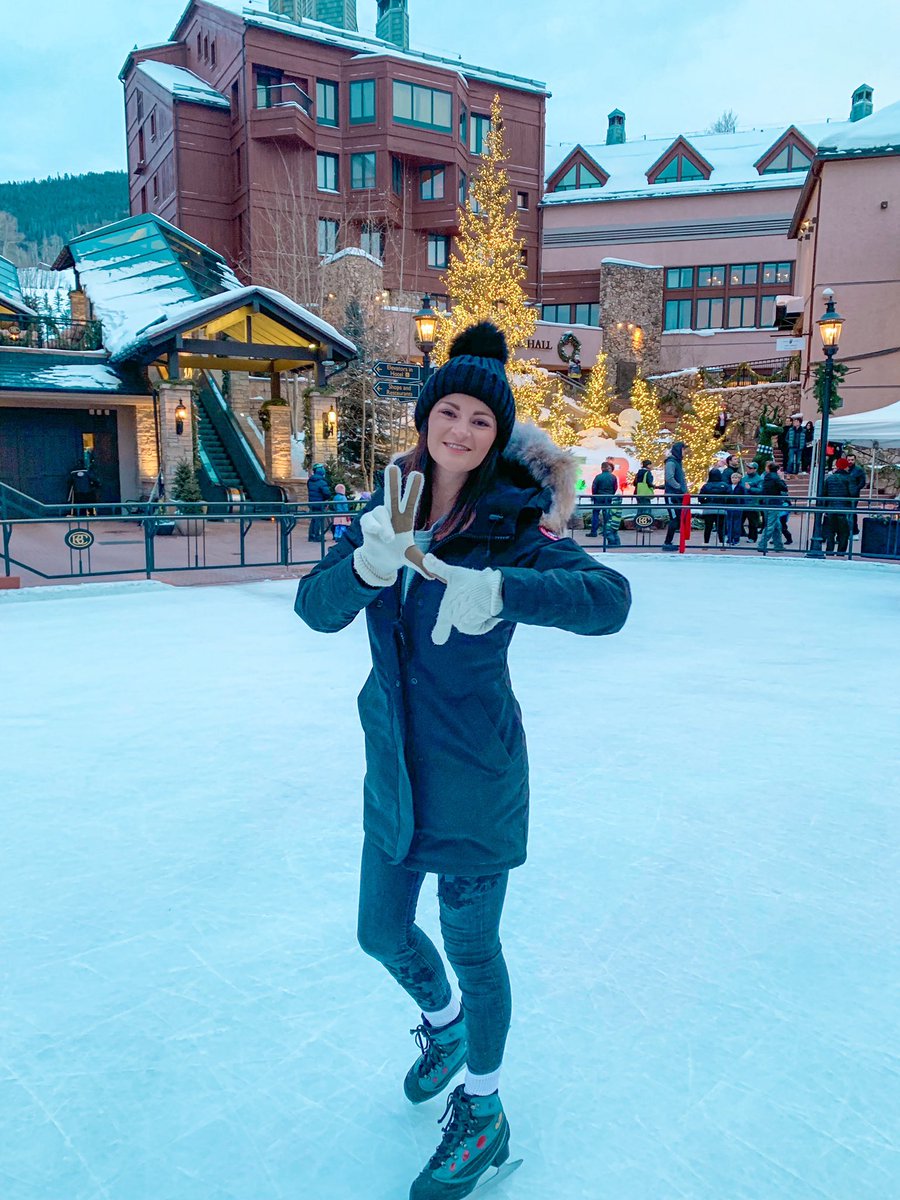 ButlerKKG's tweet image. Missing our sisters extra today! Just one week til we are back at the Kastle preparing for recruitment... we are so excited to meet the new baby Kappas 🤩💙 #bidmas #girlgang