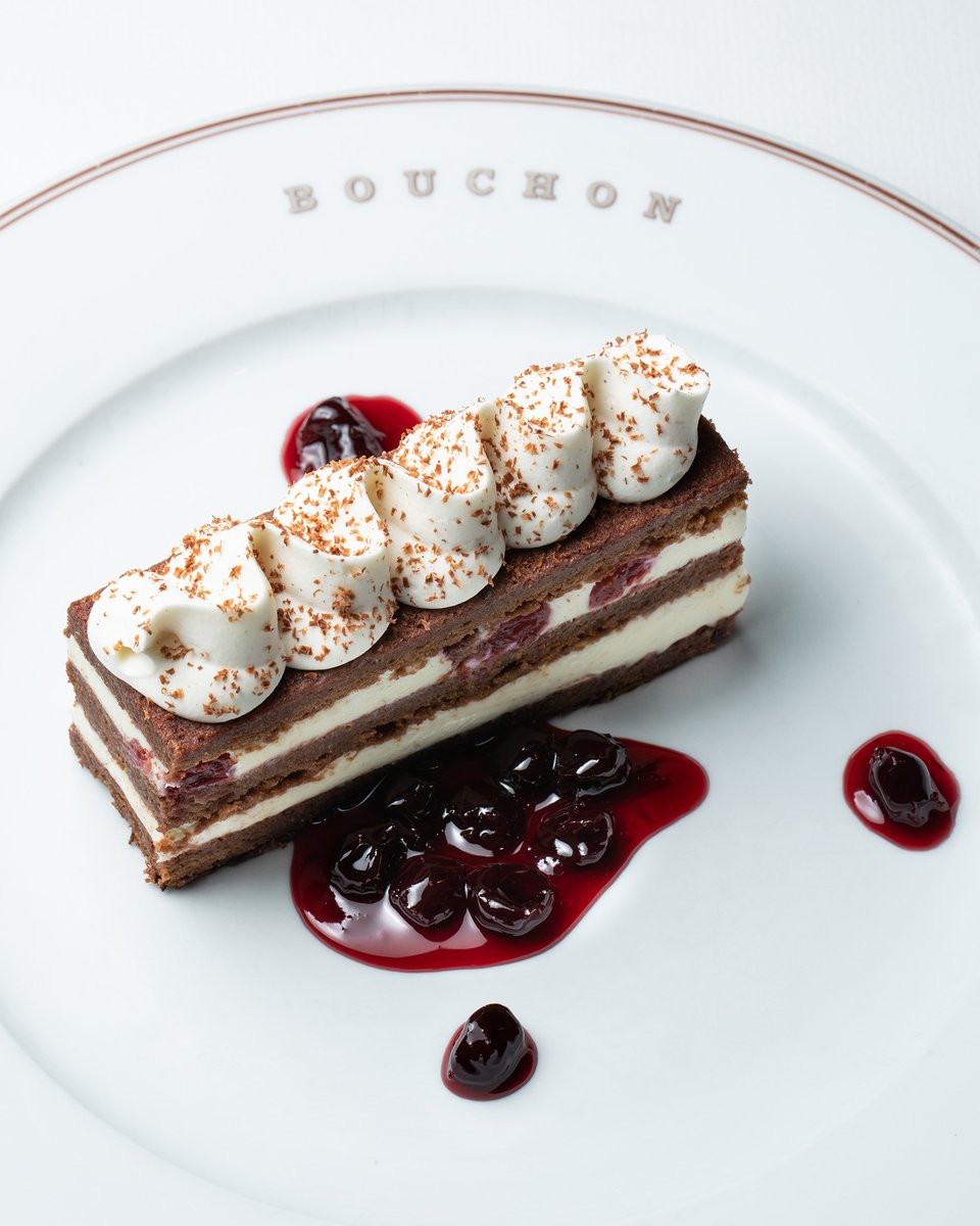 Bouchon_Bistro's tweet photo. Make it a sweet ending to 2019! Forêt Noire | devil’s food cake, chantilly cream, cherries- available on our New Year's Eve menus in #LasVegas and #Yountville https://t.co/PfAr6NQtFK