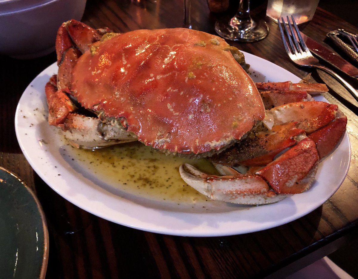 camperow88's tweet photo. Enjoying roasted crab at Thanh Long 😋😘
.
.
#food #foodie #sffoodie #sfeats #bayareaeats #eatlocal #instafood #sanfranciscofoodie #bayareafoodie #vietnamesefood #sunsetdistrict #sunsetdistrictsf #crab #roastedcrab #garlicnoodles #ThanhLong #ThanhLongSF #crabs #HouseofAn https://t.co/YJEBa7x2BB