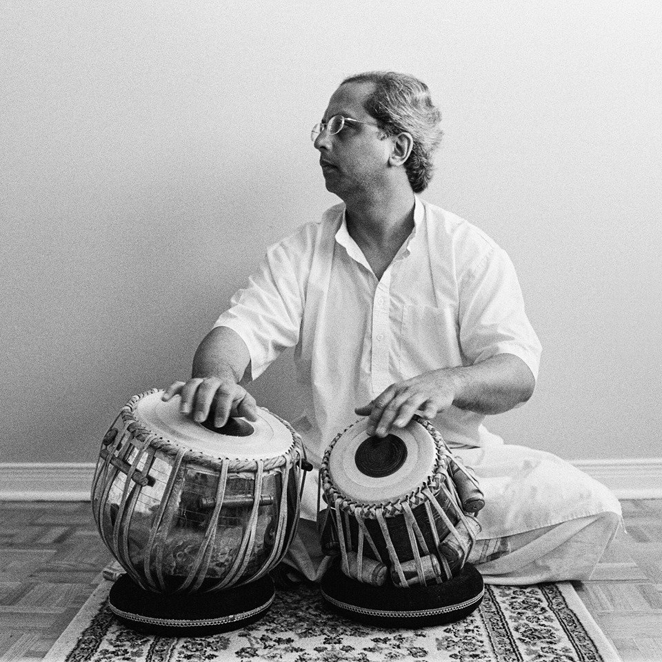 Crimson_Sentry's tweet photo. Starting a new thread on song recommendations.
Indian classical/ semi-classical/ instrumental edition🥺🎶🎧. https://t.co/F45dxUOwol