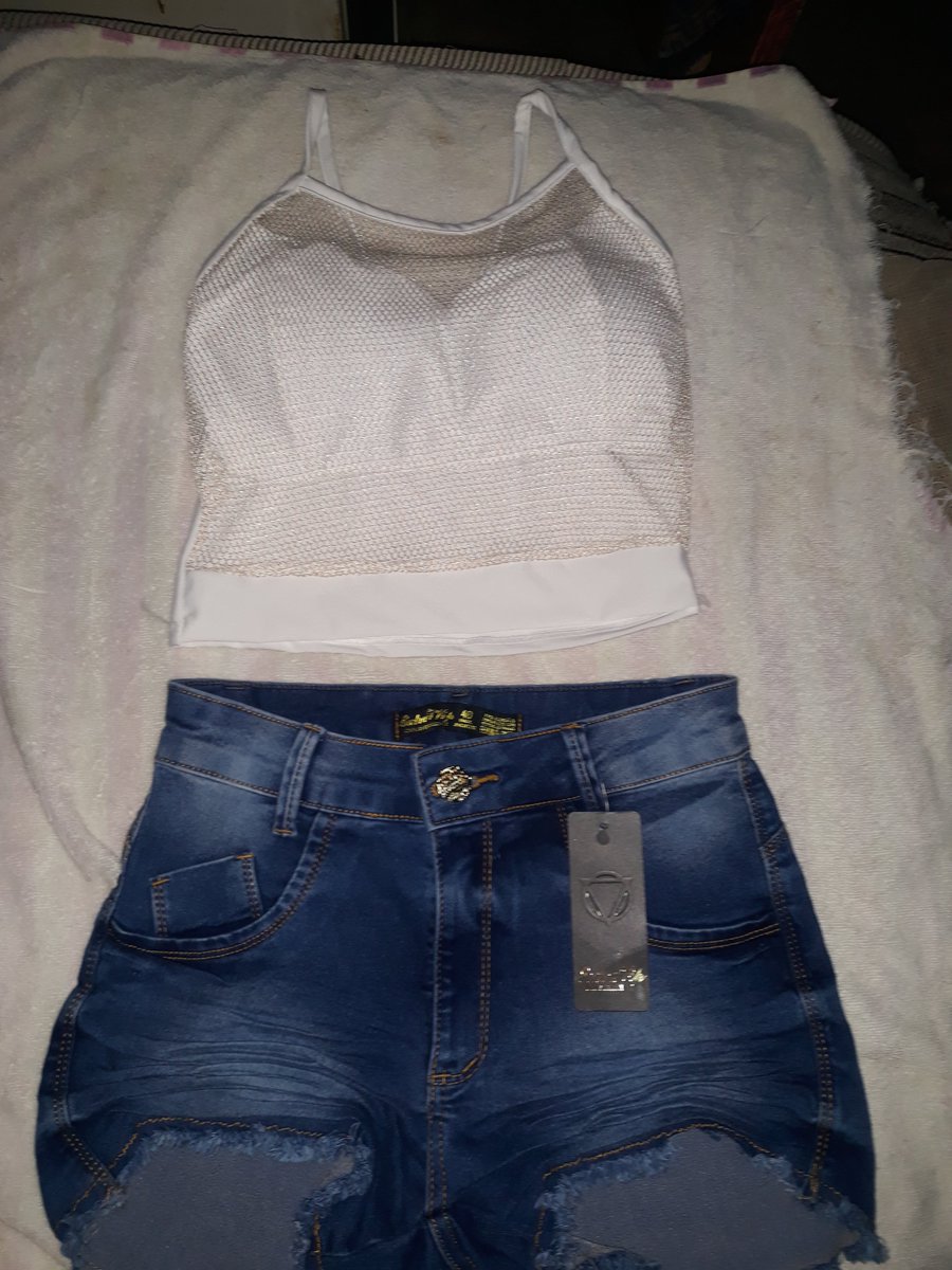 TrajadosS's tweet photo. Conjuntinho fim de ano ✨
Valor 80$ 

Shortinho elastano nao desbota https://t.co/0RE1brRHyg