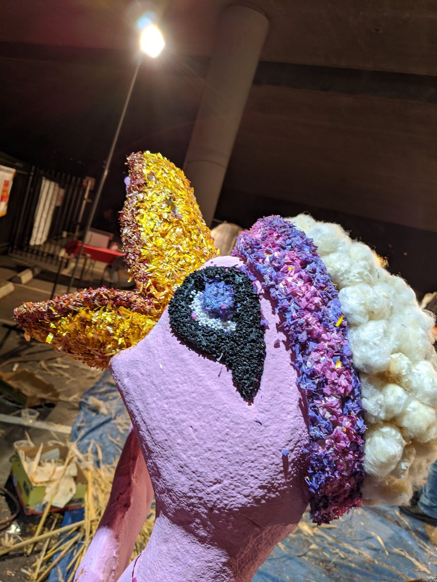 LCFloat's tweet photo. Incredible progress on the birds today! Most of our dry decorating is done. The flowers are being delivered tomorrow morning. #RoseParade #lcftra https://t.co/lPd0QM8n8z