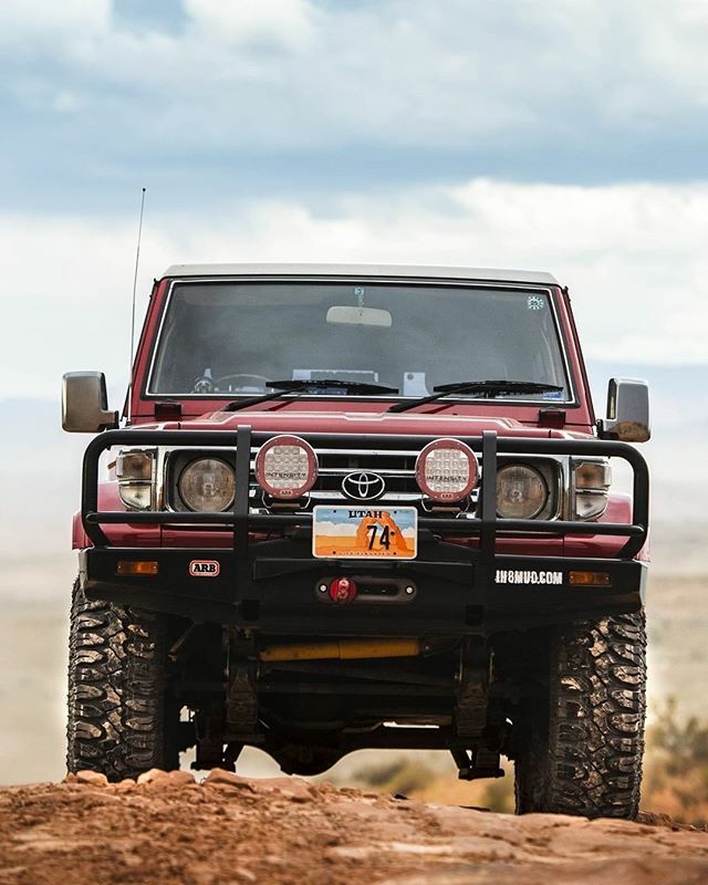 ARB4x4's tweet photo. How’s the BJ74 😍⠀
⠀
Regram: @milestar.tires ⠀
⠀
#arb4x4 #4x4 #4WD #bj74 #landcruiser #toyota4x4 #landcruiser74 #toyotalandcruiser #arbintensity #outbackaustralia #offroading #4x4australia #4wdaustralia #4x4offroad #exploreaustralia #bullbar #4wd… https://t.co/AEKVk0oHGu https://t.co/SqsNJhtCWT