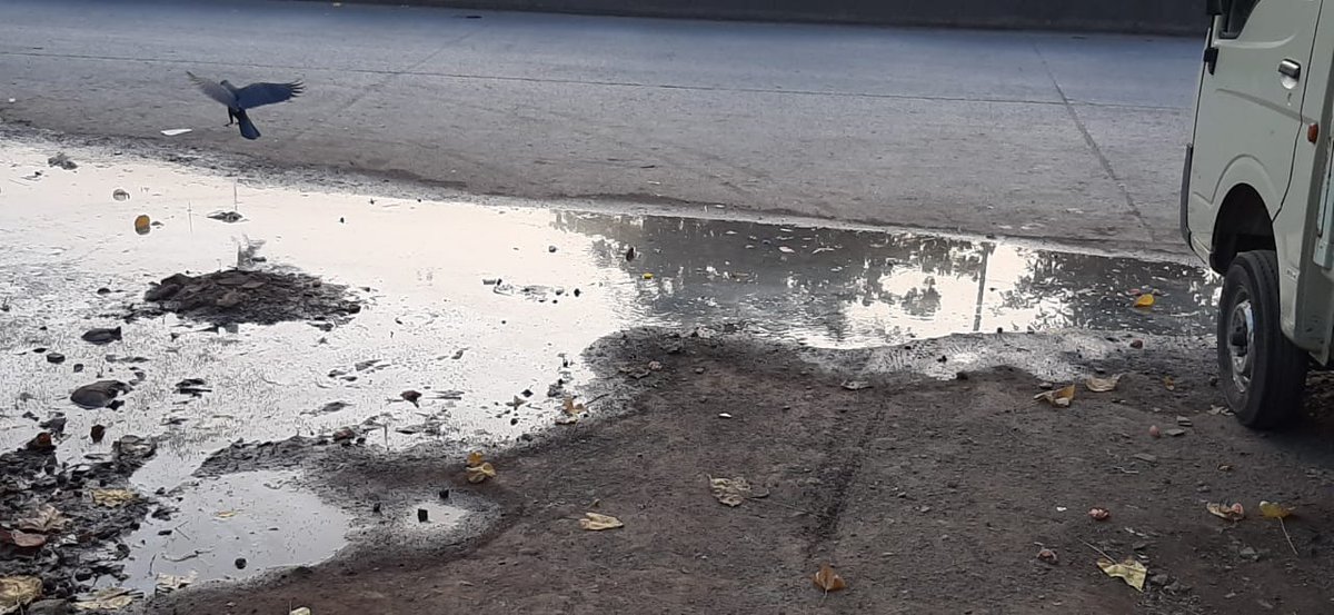 afrozsir's tweet photo. Kurla garden hari majid area maharashtra chwal water linkage from last one month .
Plz see into it.
@mybmc @mybmcSWM #watermasterplan
#water https://t.co/ms5czFXMWz