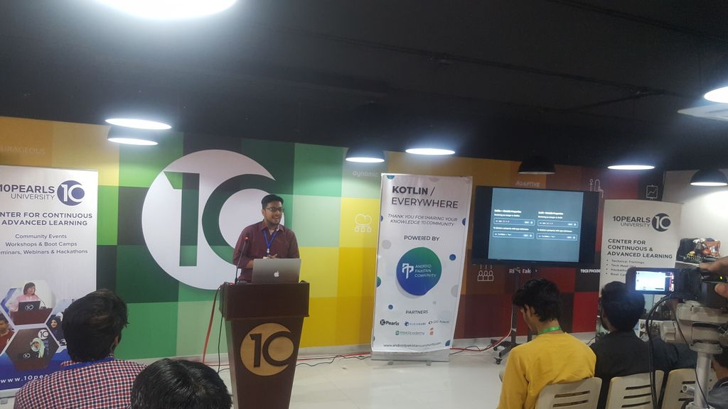 ApcPakistan's tweet photo. Our 3rd speaker 

EFFECTIVE KOTLIN SWIFT INTEROPERABILITY 

MUHAMMAD RAZA

#kotlineverywhere #kotlin #apc #10pearls https://t.co/8kyDeDMUez