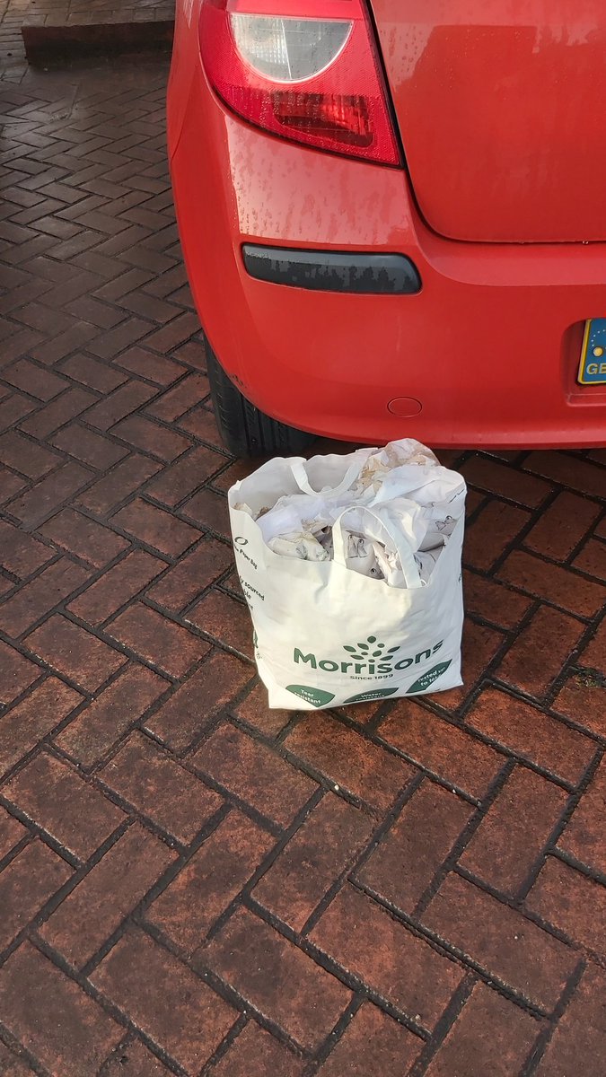 gaineygary's tweet photo. Why  Recycle when the recycling people don't take your paper https://t.co/GQovzuJpc0
