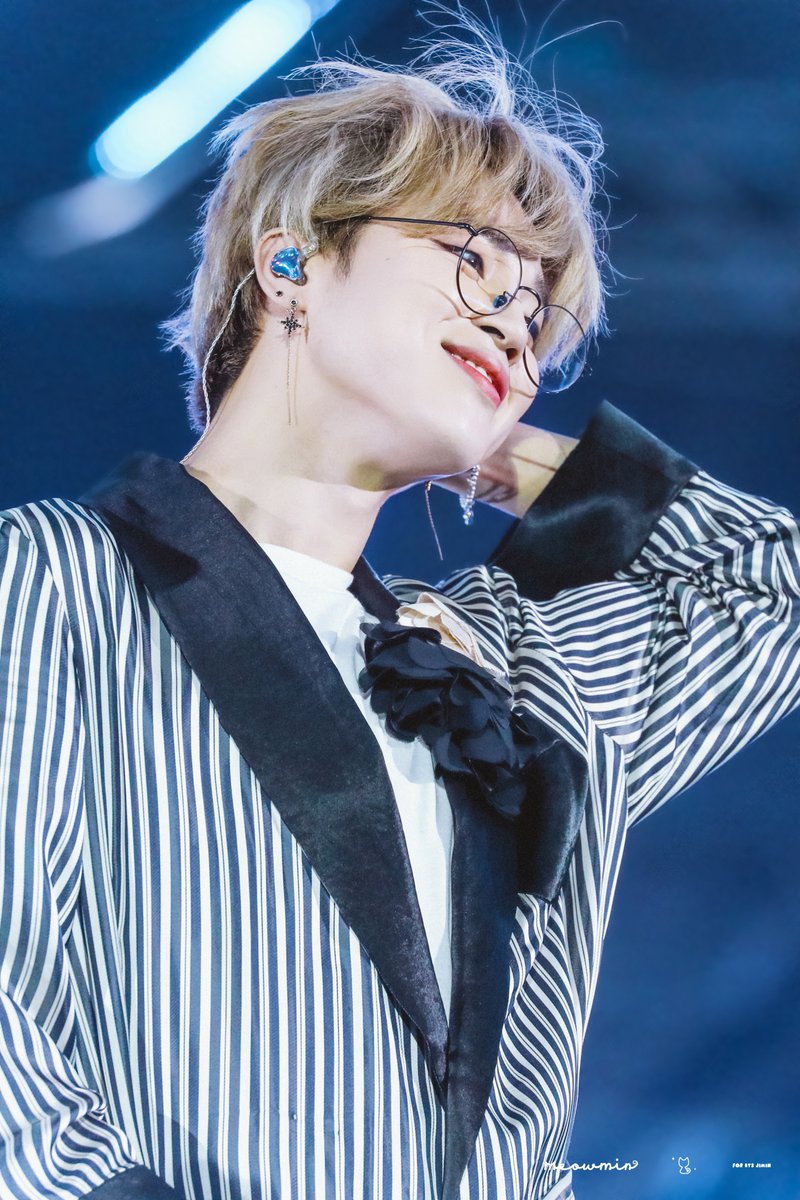 MeowMin_jm1013's tweet photo. 191227 
#JIMIN #지민
#BTS #방탄소년단 
@BTS_twt https://t.co/KminEhdUWR