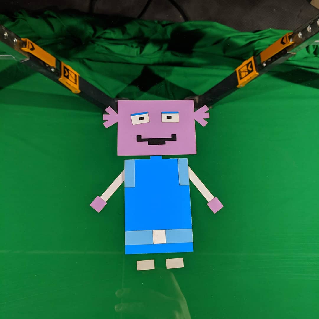 AdventuresOfEm's tweet photo. A throwback to working on the stop motion animation portion of #adventuresofem episode one. Fun fact: @rawss used a kazoo to record some of the music for this moving scene.
#stopmotionanimation #stopmotion #animation #dragonframe https://t.co/gnKzdbbh93