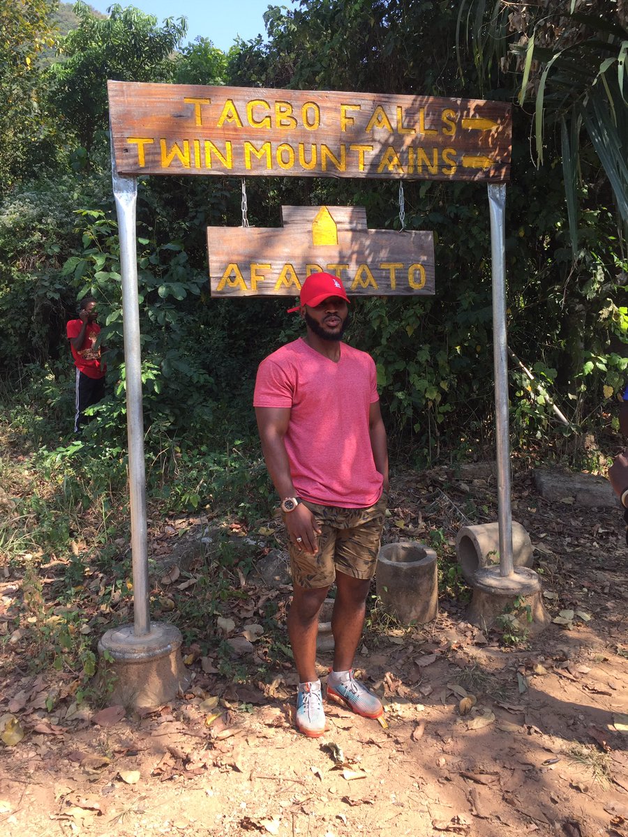 JnrSmooth's tweet photo. I spent my Holiday climbing the highest mountain in West Africa. What did you do???
#MountAfadjato #Adventure #Nature #Trekking #Physique #Fitness https://t.co/sbZNyfMal3