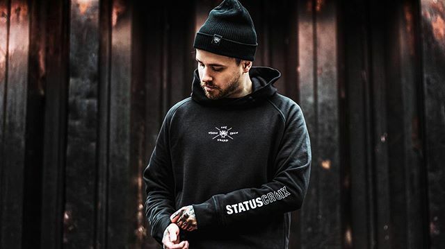 🐙🇬🇧sometimes you gotta be lucky. We‘re super happy to have met so many amazing people through our label! Thank you! //🐙🇩🇪manchmal muss man Glück haben. Wir sind mega glücklich, dass wir durch unser Label so viele tolle Menschen kennenlernen durften! … ift.tt/2Zwt7zj