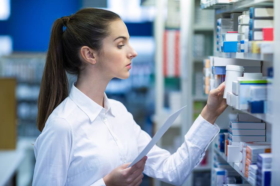 cppeengland's tweet photo. Are you a pharmacy technician? Want to develop your accuracy checking skills? Apply to our @NHS_HealthEdEng #PhIF Accuracy checking pharmacy technician programme today. It will also encourage your leadership skills to support your team. Visit: https://t.co/mGQHlTT6Kx https://t.co/v4FQoDdBZ2