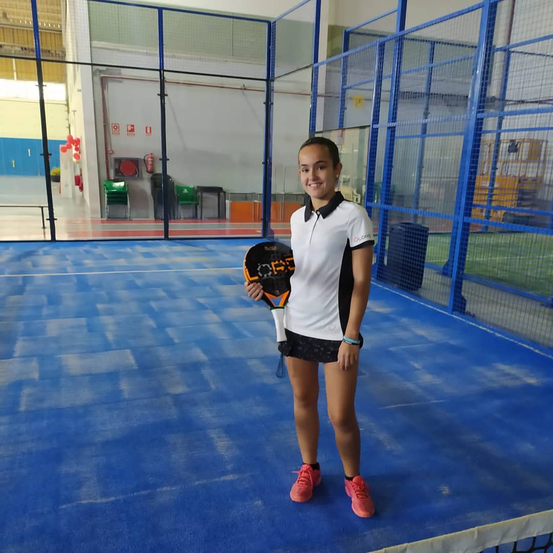 Muy contentos de anunciar el nuevo fichaje de la talentosa Jugadora de Menores Cat. Cadete a nivel Estatal Top 30 y n°4 de Islas Canarias Michelle Perez Garcia 🔝🔝🔝💪💪. Bienvenida a la familia Lörd Padel ,te deseamos muchos éxitos y logros este 2020 👌👌👌👏👏