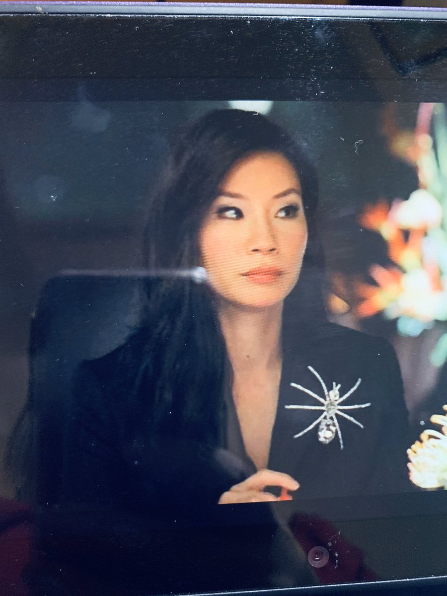 seeyouatthebar's tweet image. Re watching Ally Mcbeal - Ling was ahead of her time #spiderbrooch #ladyhale