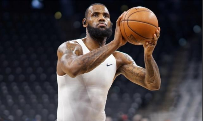 湖人終於迎來好消息！詹皇正常訓練還加練三分，再戰甜瓜滿臉笑容！-黑特籃球-NBA新聞影音圖片分享社區